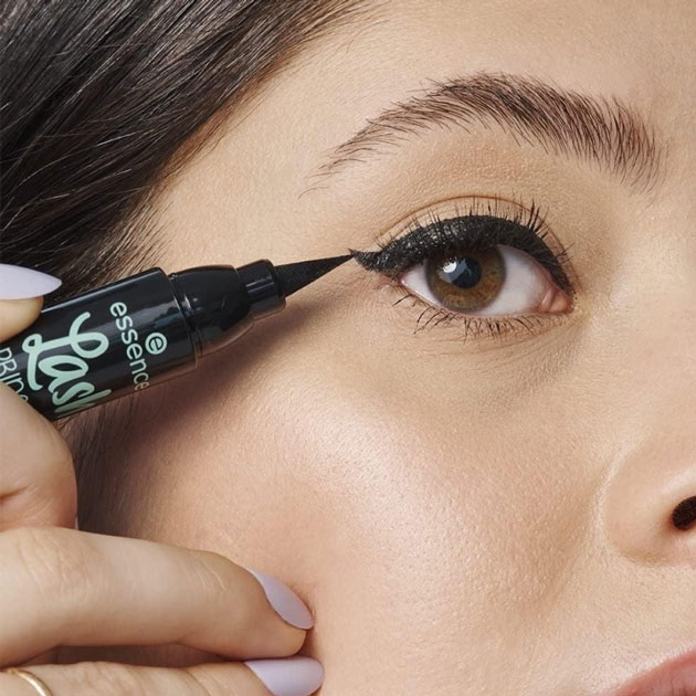 ESSENCE Lash Princess Liner Black - Eyeliner pointe feutre noir