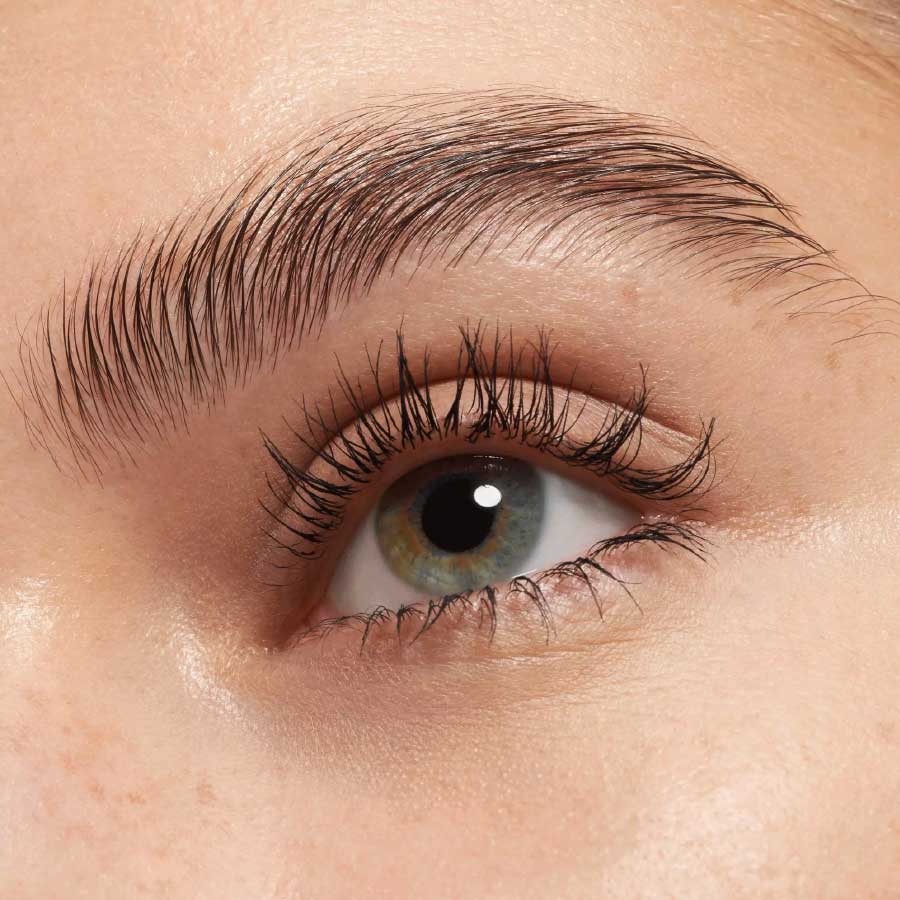 ESSENCE Maximum Definition Volume Mascara - Mascara volumisant brosse souple