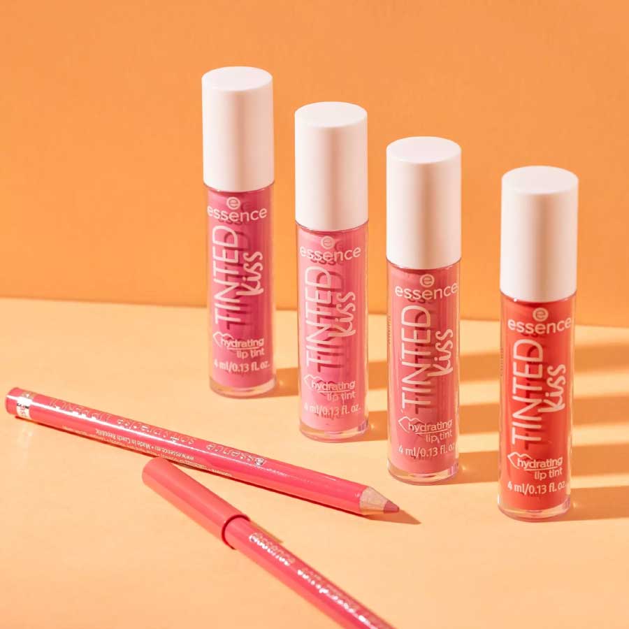 ESSENCE Tinted Kiss Hydrating Lip Tint - Encre à lèvres hydratant léger longue tenue